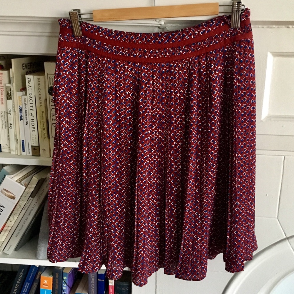 Banana Republic pleated skirt
